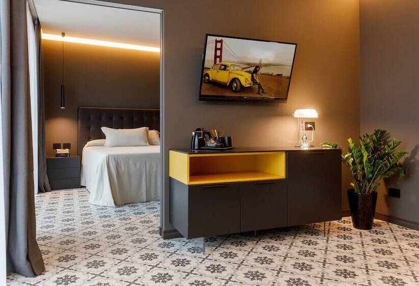 Quarto Familiar, Deville