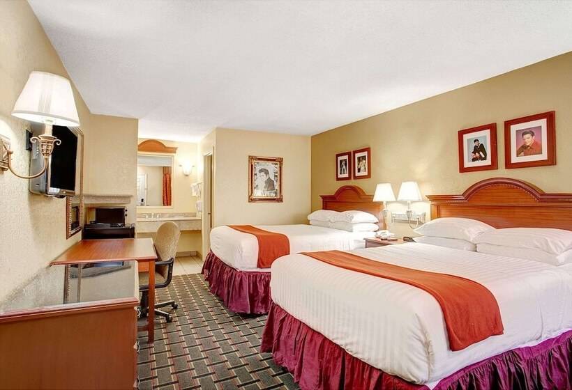 חדר סטנדרט שתי מיטות זוגיות, Days Inn By Wyndham Memphis At Graceland