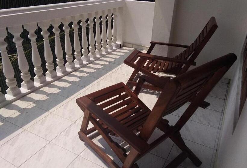 اتاق لوکس با چشم‌انداز دریا, Ocean View Cottage