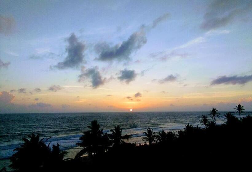 اتاق لوکس, Ocean View Cottage