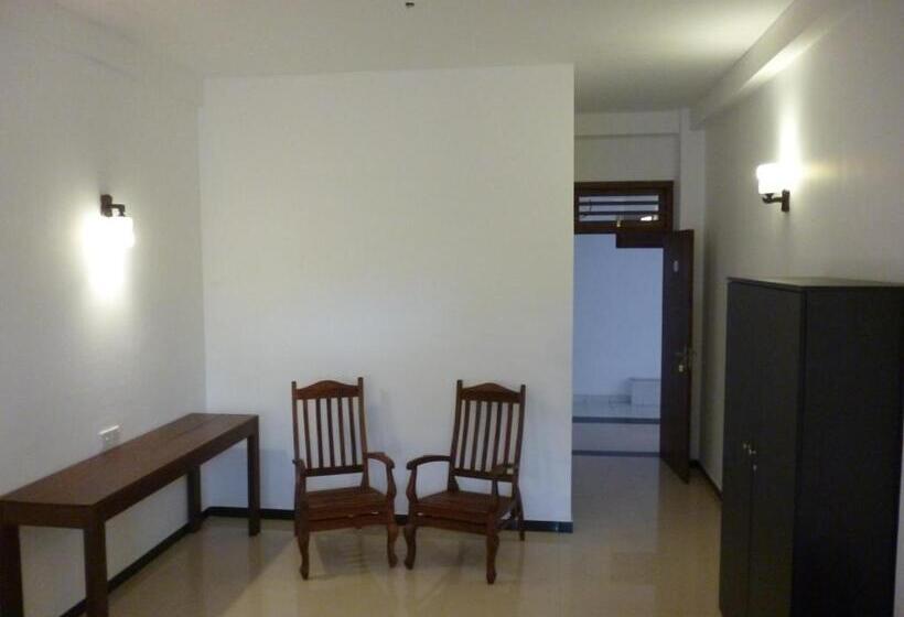 اتاق لوکس, Ocean View Cottage