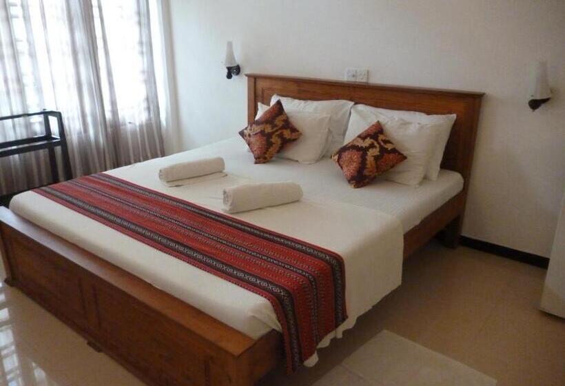 اتاق لوکس, Ocean View Cottage