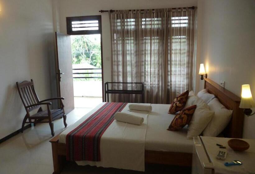 اتاق لوکس, Ocean View Cottage