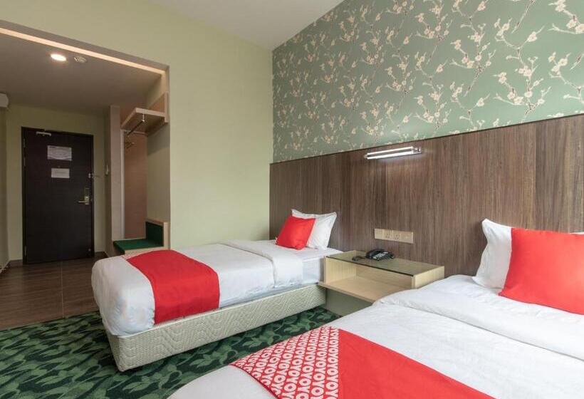 Номер Стандарт, Regent Hotel By Oyo Rooms