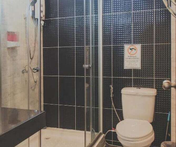 اتاق استاندارد با سرویس بهداشتی مشترک, Chill Vibe Hostel