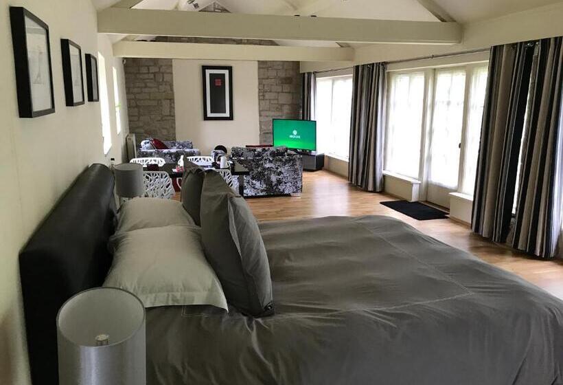 Люкс Повышенной Комфортности, Hemples Lodge