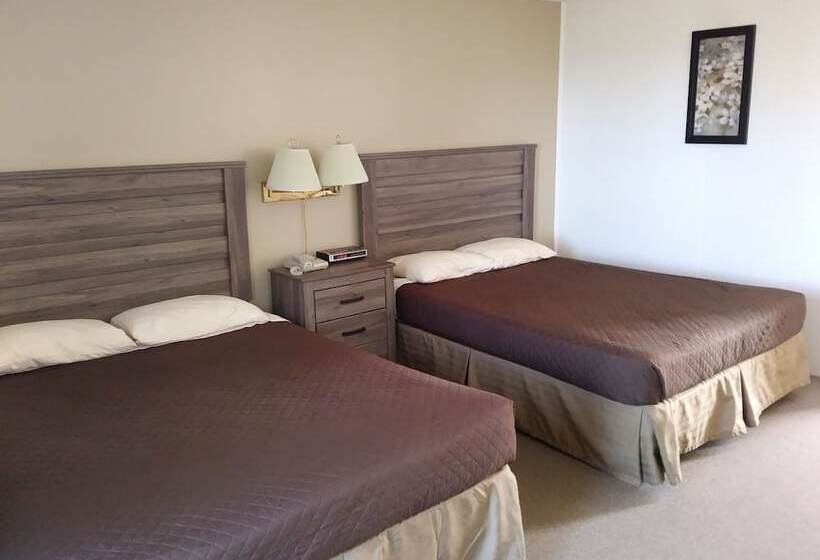 Номер Стандарт 2 Двуспальные Кровати, Driftwood Motel
