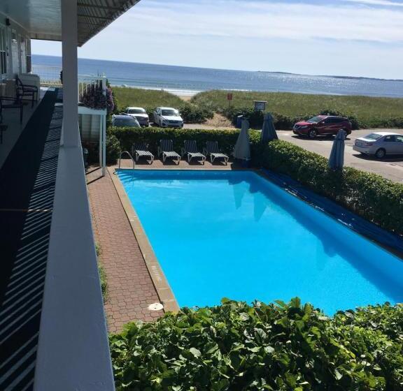 اتاق استاندارد با 2 تخت دوبل, The Edgewater