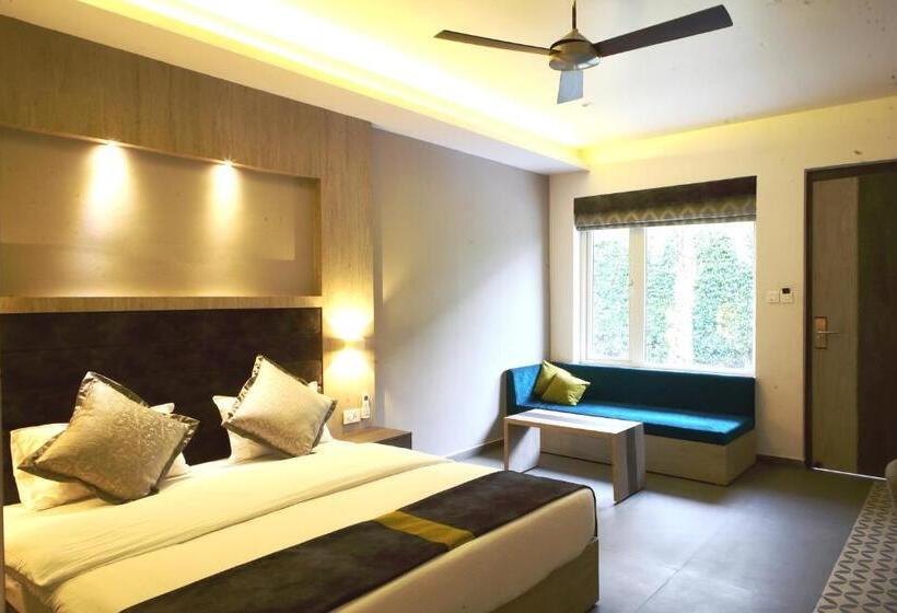 اتاق استاندارد با چشم‌انداز باغ, Kingston Resort