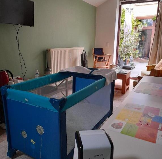 Семейный Номер, La Chambre Tomis Ath