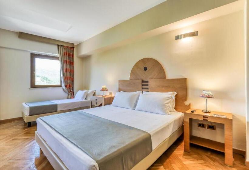 اتاق سوپریور سه تخته, Penthouse
