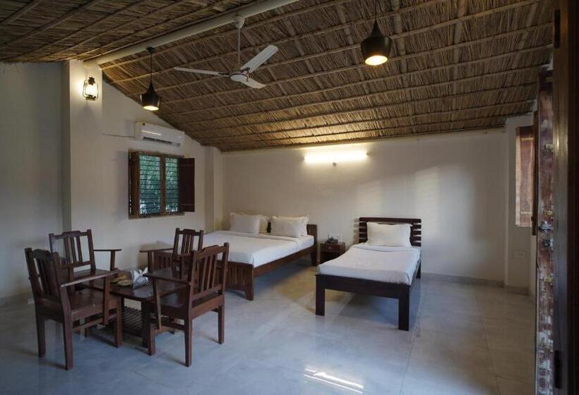 小室, Amar Bagh Resort