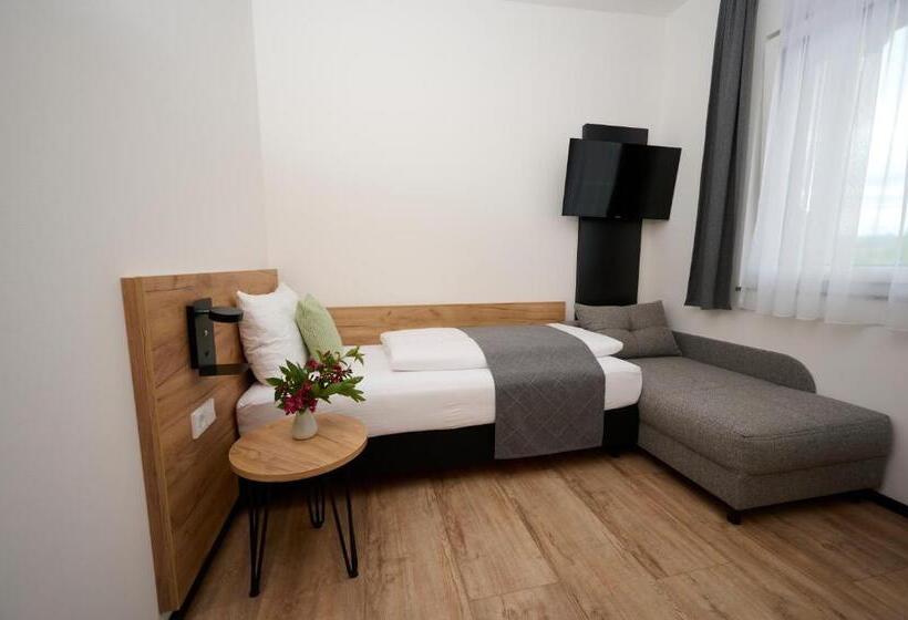 Апартаменты 1 Спальня с Балконом, Laudach Inn