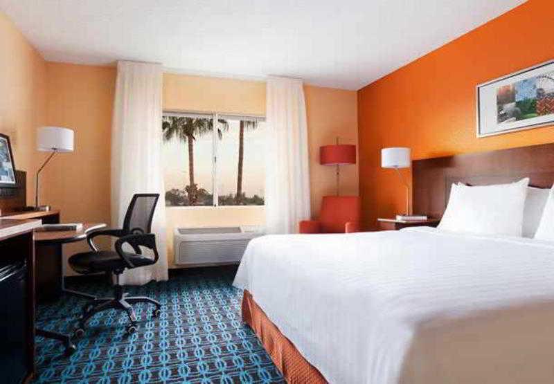 스탠다드 룸 킹사이즈 침대, Country Inn & Suites By Radisson, Phoenix Airport, Az