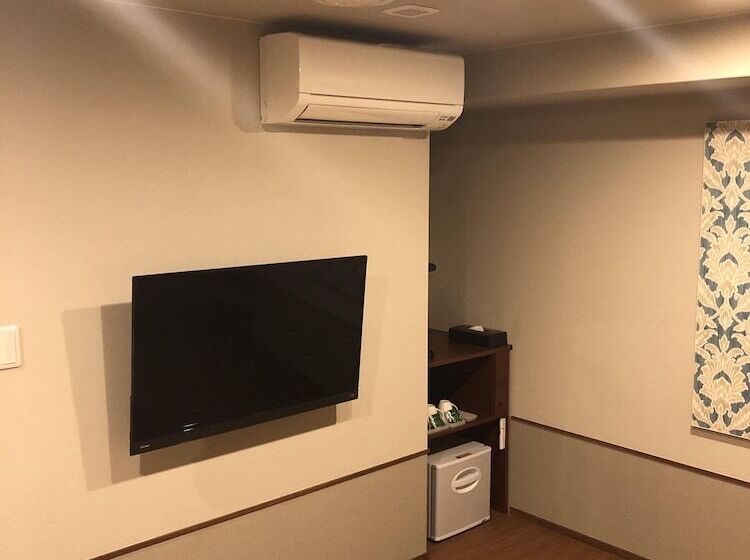 Номер Стандарт Трехместный, Meldia Osaka Higobashi