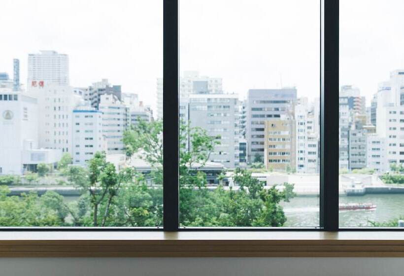 اتاق استاندارد با چشم‌انداز رودخانه, Noum Osaka