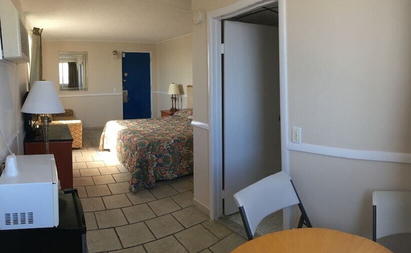 Номер Стандарт Индивидуальный, Four Winds Motel