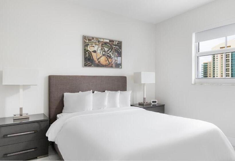 豪华两卧套房, Fortune House Hotel Suites