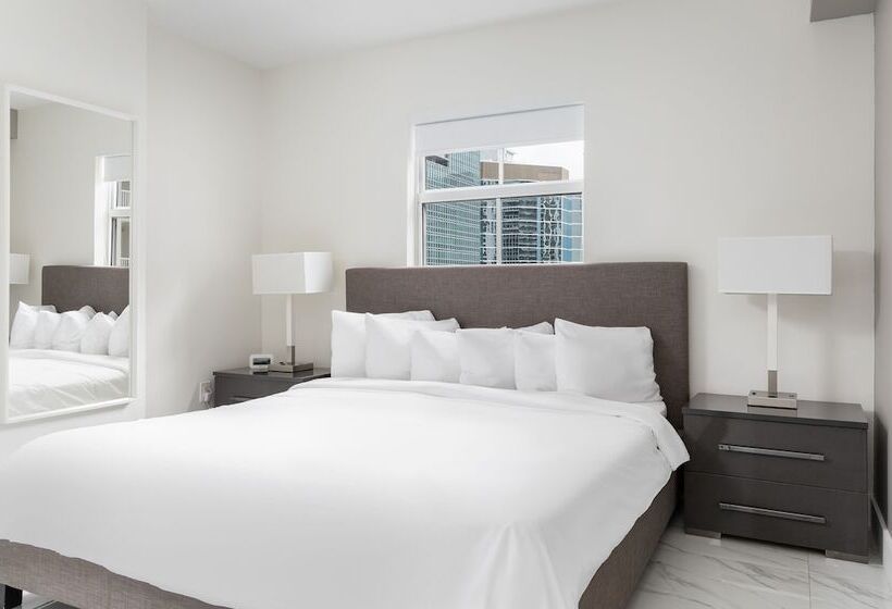 豪华两卧套房, Fortune House Hotel Suites