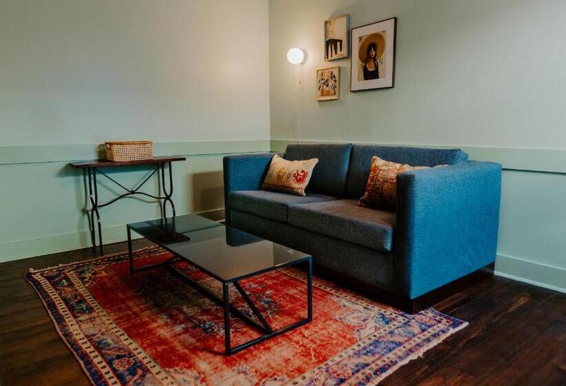 2 Bedroom Suite, The Frenchmen New Orleans By Kasa
