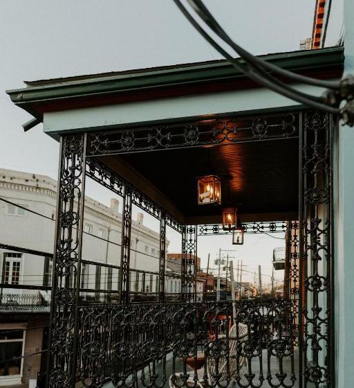 2 Bedroom Suite, The Frenchmen New Orleans By Kasa