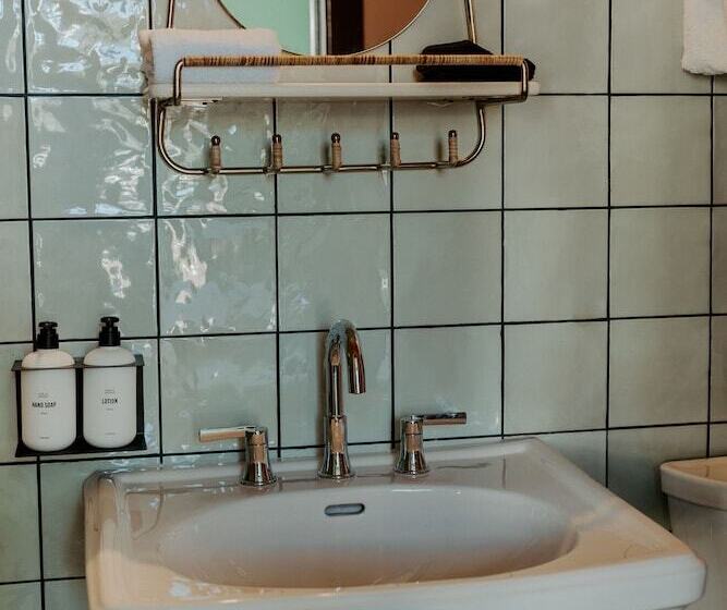 Standard Room, The Frenchmen New Orleans By Kasa