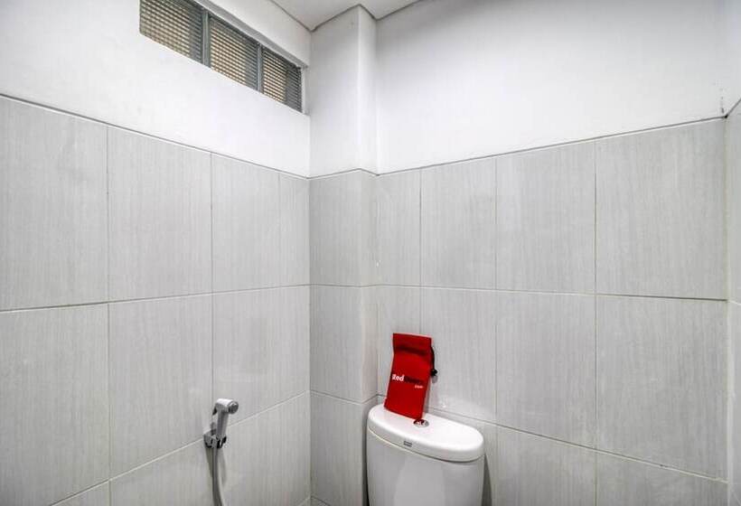 Номер Стандарт, Reddoorz Syariah Near Galeria Mall Yogyakarta