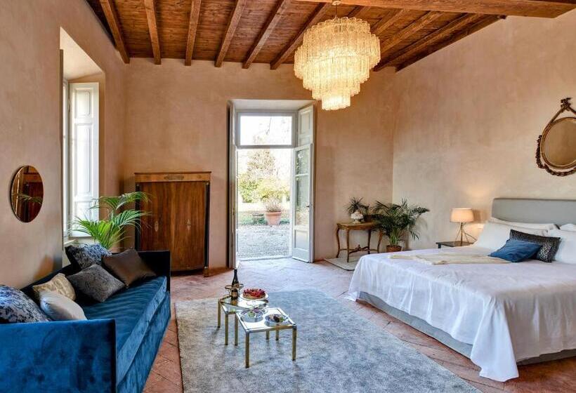 Люкс, Dandelion Como Suites & Park