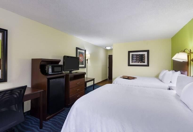 חדר סטנדרט שתי מיטות זוגיות, Hampton Inn Atlantaperimeter Center