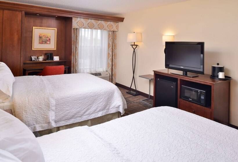 Standardzimmer 2 Doppelbetten, Hampton Inn Elkhart In