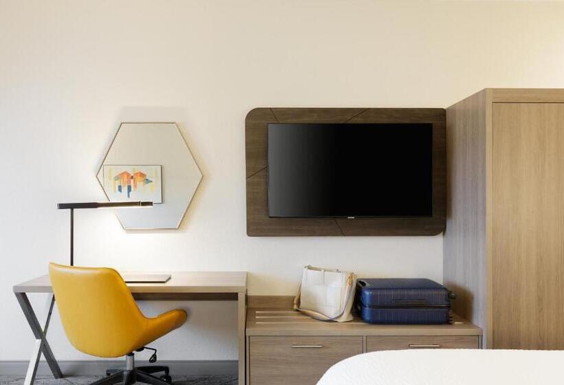 Номер Премиум, Holiday Inn Express Fremont, An Ihg
