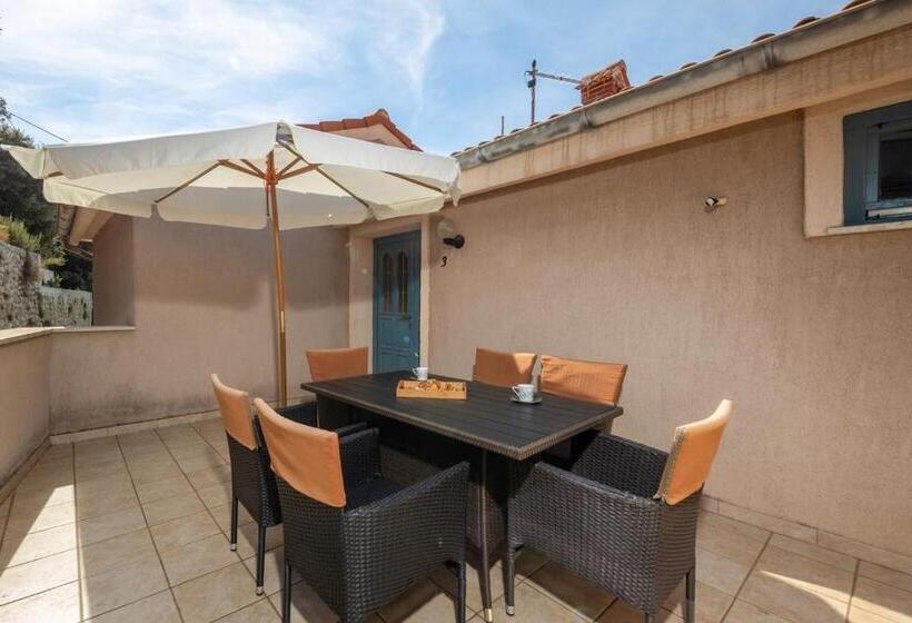 آپارتمان 1 خوابه, Apartments Lapida