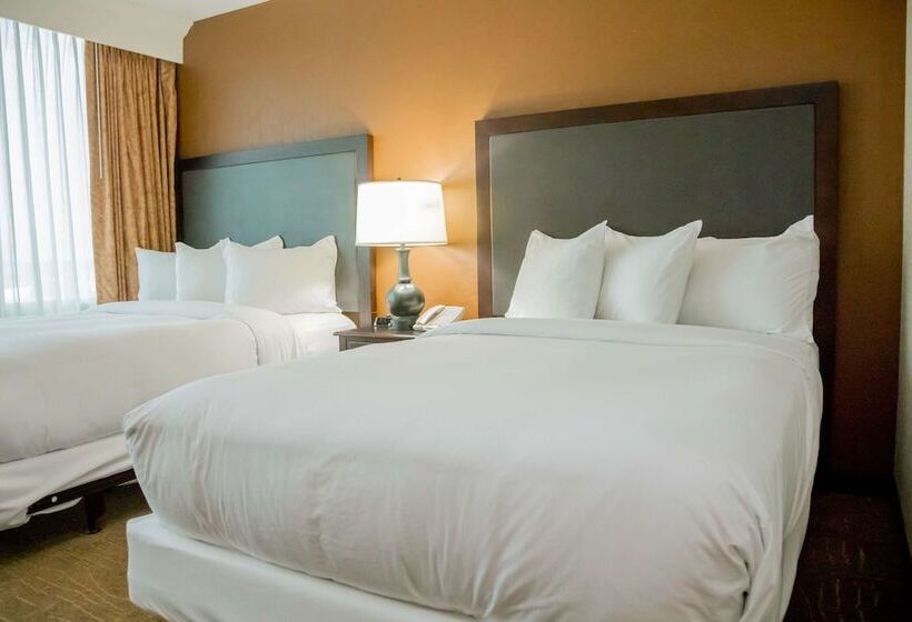 Люкс Адаптированный для Инвалидов, Embassy Suites By Hilton Lexington Green