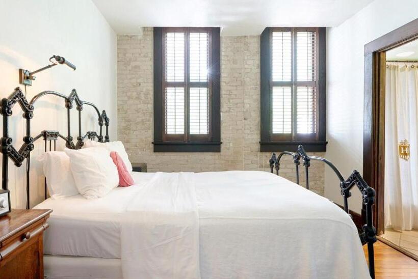 Suite, Havana