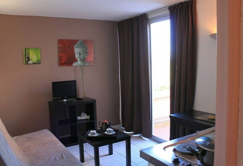 Семейное Студио, Residence Antinea