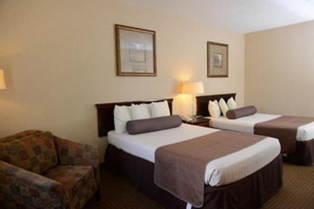 デラックスの４人部屋, Americas Best Value Inn Tunica Resort