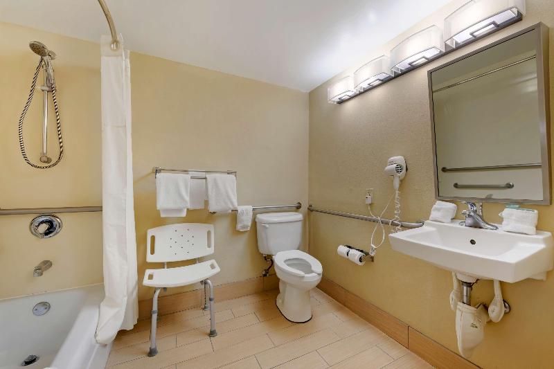 장애인을 위한 스탠다드 룸, Best Western Downtown Stuart