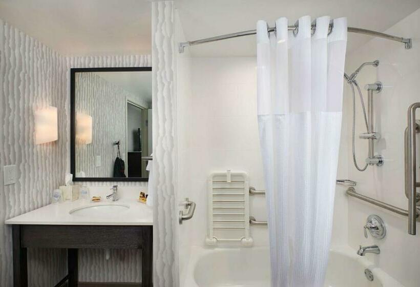 Номер Стандарт Адаптированный для Инвалидов, Best Western Plus Agate Beach Inn