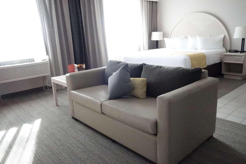 Номер Стандарт Кровать Кинг Адаптированный для Инвалидов, Country Inn & Suites By Radisson, Sidney, Ne