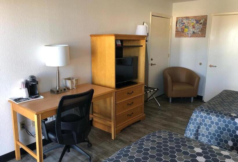 Номер Стандарт, Econo Lodge Lordsburg I10