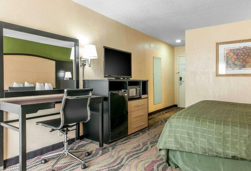 Стандартный Номер Кровать Кинг, Quality Inn Conference Center Logansport