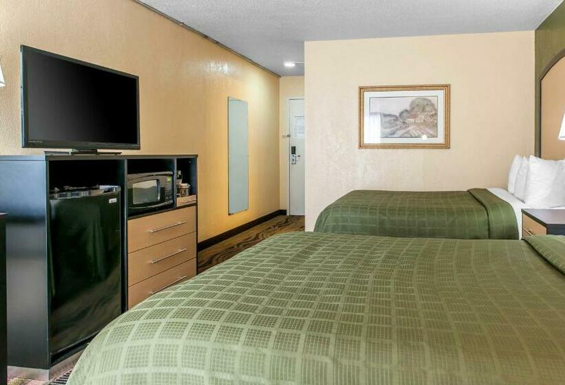 Номер Стандарт, Quality Inn Conference Center Logansport