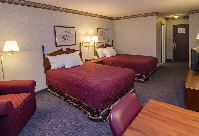 Люкс, Ramada By Wyndham Angola/fremont Area