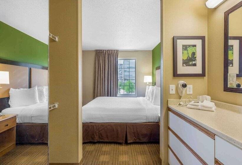 Студия Deluxe, Extended Stay America Suites  Boston  Burlington