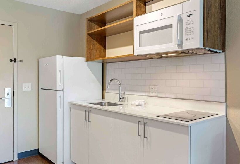 Студия Премиум, Extended Stay America Suites  Boston  Burlington