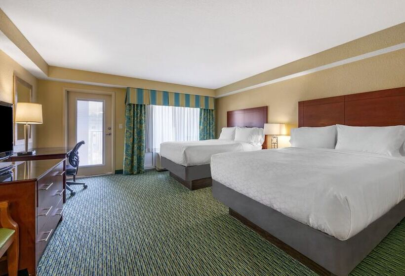 חדר פרמיום עם נוף לבריכה, Holiday Inn Resort Orlando   Lake Buena Vista, An Ihg