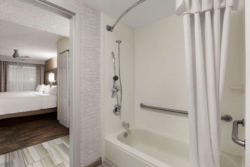 带大床的套房, Homewood Suites By Hilton North Dallasplano