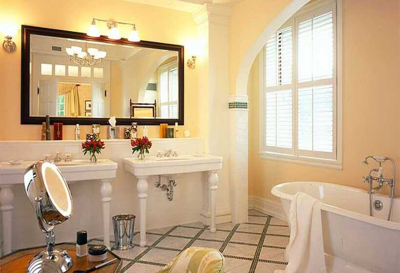 프리미엄 룸, The Omni Homestead Resort & Spa