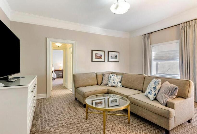스탠다드 스튜디오, The Omni Homestead Resort & Spa