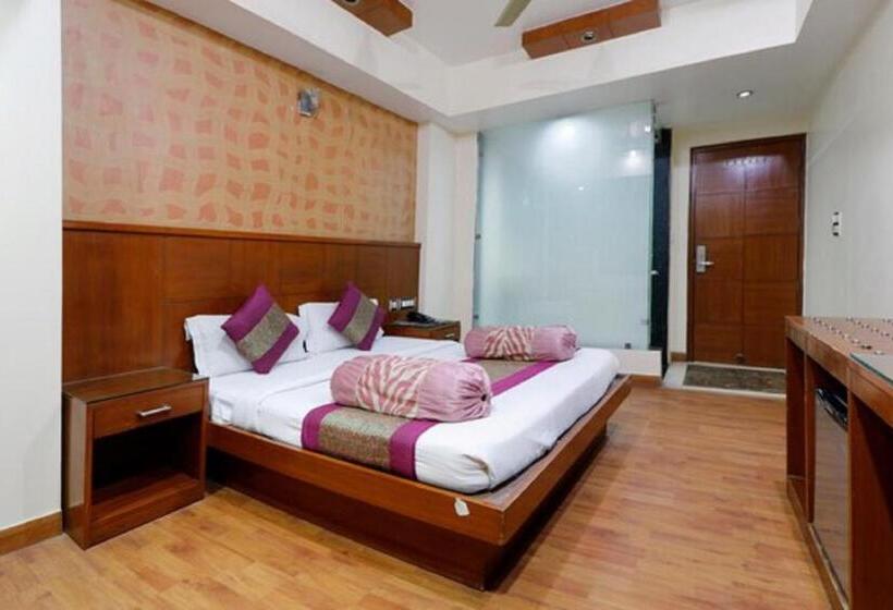 اتاق لوکس, Shivdev International